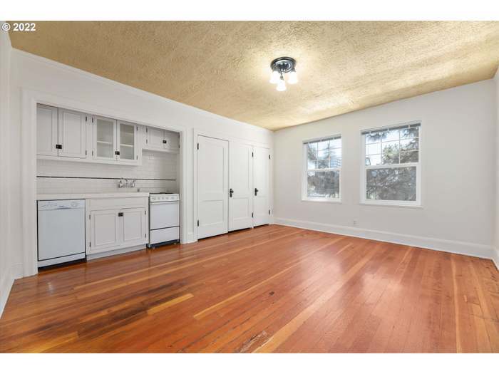 Primary Photo - 20 NW 16th Ave