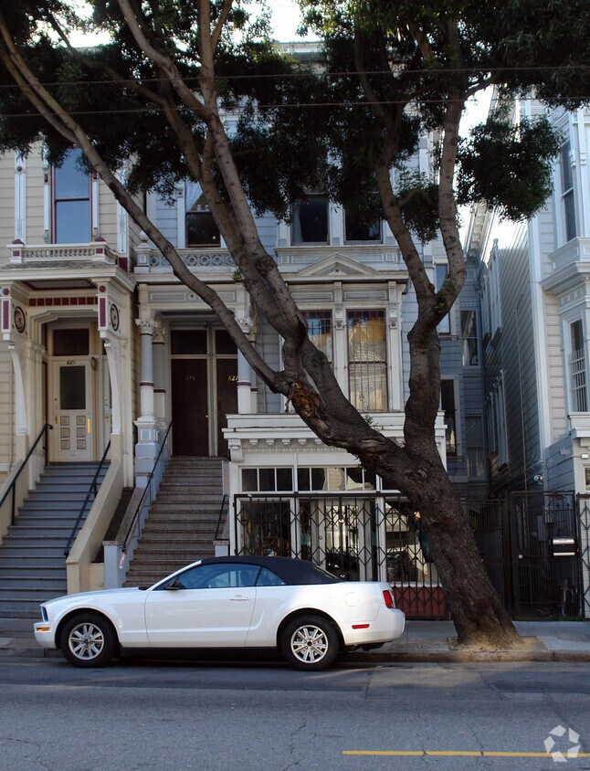 Building Photo - 625 Haight St