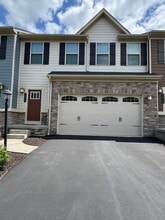 Building Photo - 2026 Connecticut Ln