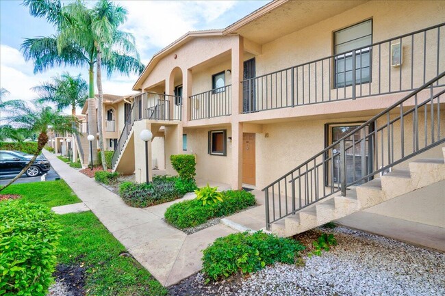 Foto del edificio - 9485 Boca Cove Cir