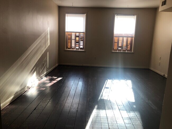 Foto del edificio - 1033 Light St