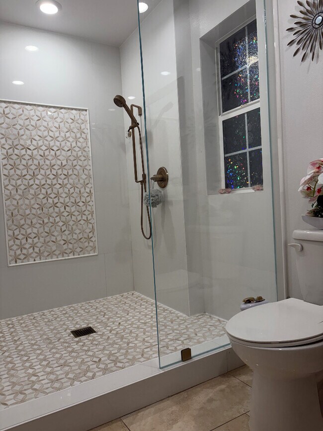 Foto del edificio - 1287 White Oak Ct