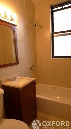 Foto del edificio - 19 E 108th St