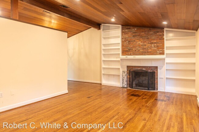 Building Photo - 3 br, 2.5 bath House - 221 Duck Hole Road