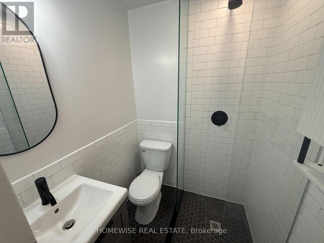 Photo du bâtiment - 1 Triller Ave