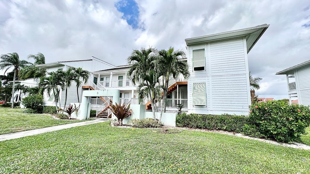 Foto principal - 269 Cypress Point Dr