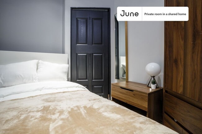 Foto del edificio - Room in Shared 4 bed/2 bath home