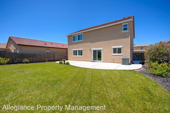 Building Photo - 4 br, 3 bath House - 5750 Van Eyck Way