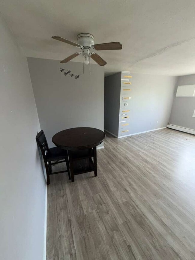 Photo - 3265 E 143rd St Apartment