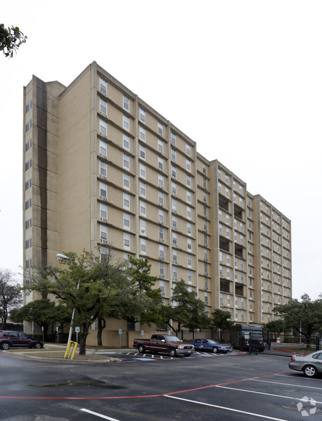 Foto del edificio - Cliff Manor Apartments