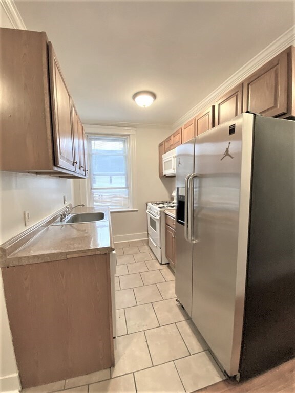 Foto del edificio - 39 Rockland Ave