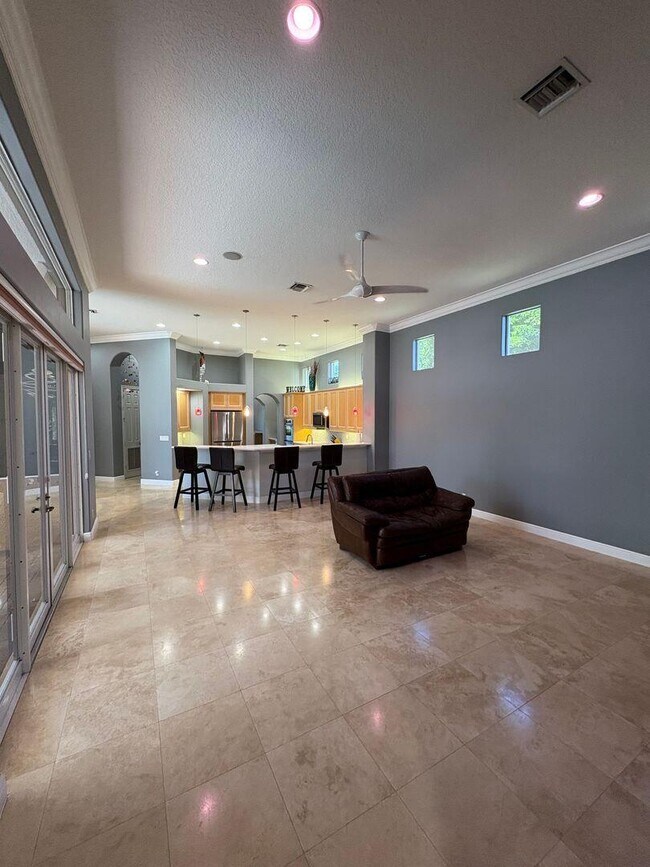 Foto del edificio - 10548 SW Lands End Pl