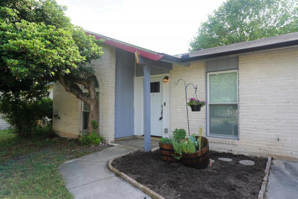 Primary Photo - 12409 Old Spanish Trail