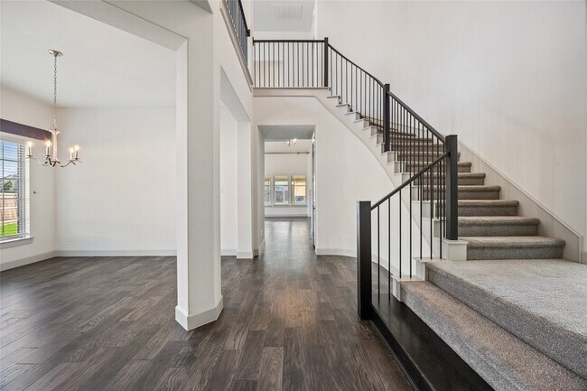 Foto del edificio - 5208 Watters Branch Dr