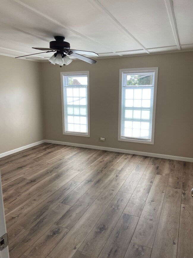 Living room - 53 Stage St
