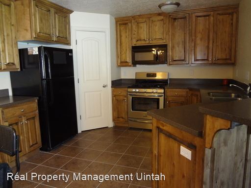 Building Photo - 3 br, 2 bath House - 99 E 760 S #B104