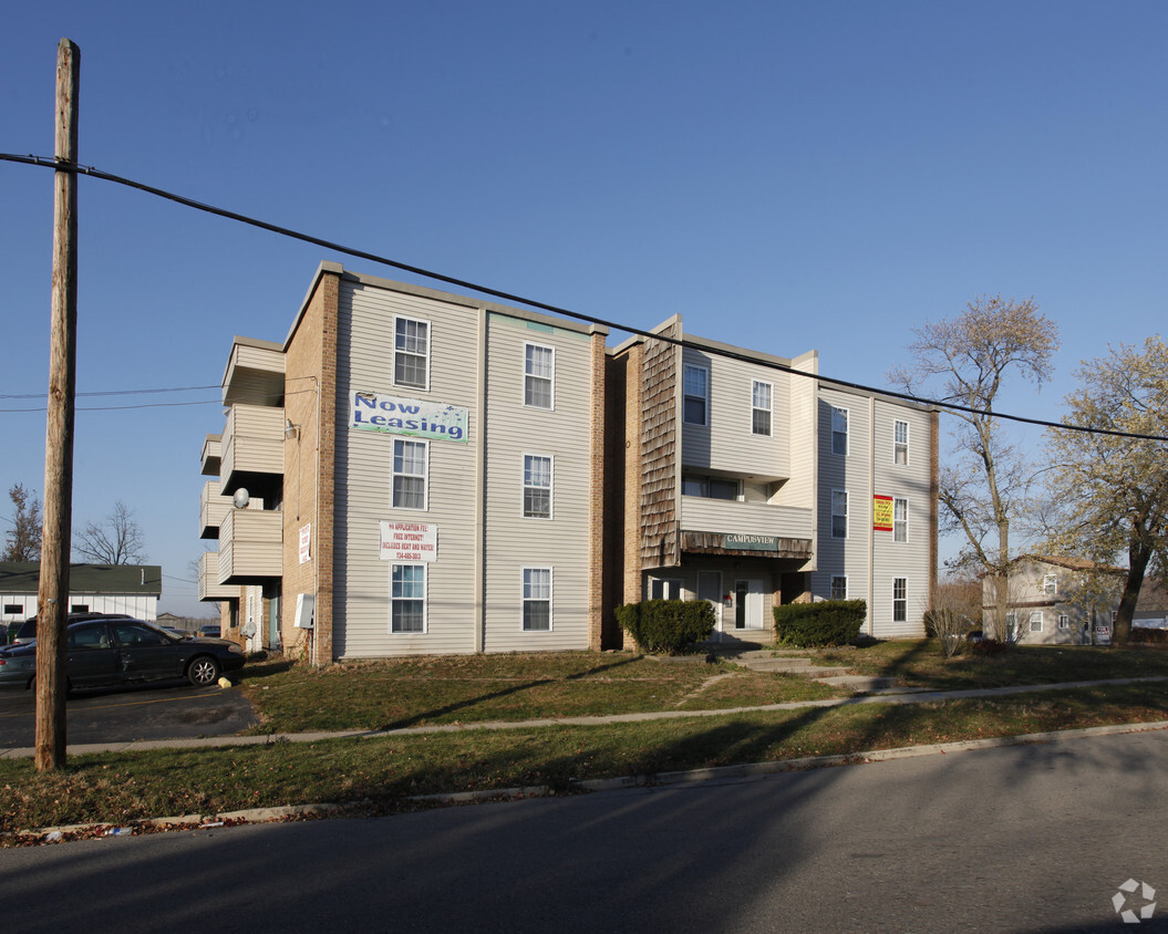 Primary Photo - Campus View Apartments