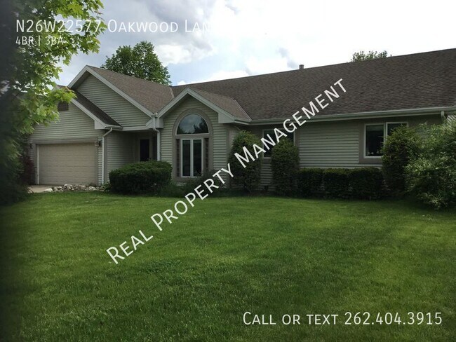 Foto del edificio - N26W22577 Oakwood Ln