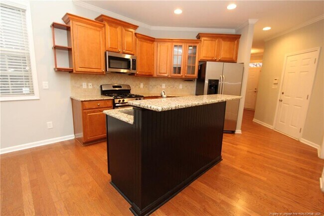 Foto del edificio - 8367 Primanti Blvd