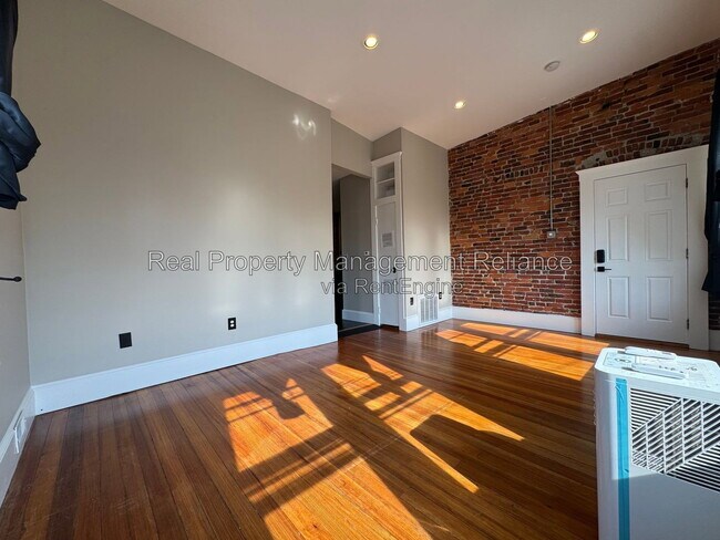 Foto del edificio - 44 Pingree St