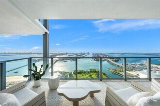 Building Photo - 1100 Biscayne Blvd