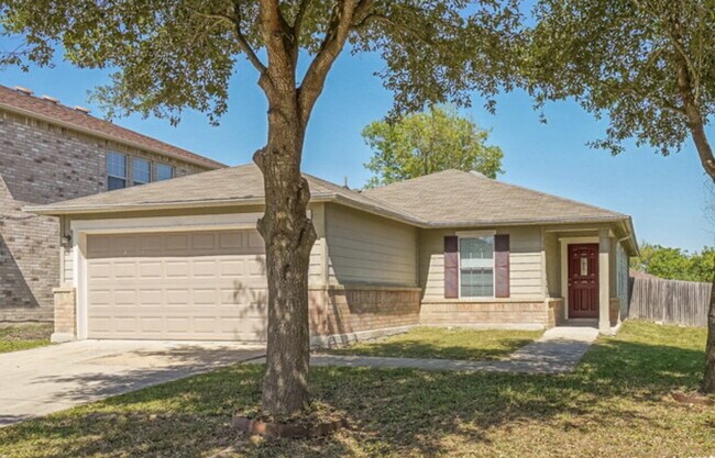 Foto del edificio - "Charming 3-Bed Retreat in San Antonio with Modern Granite Touches!"