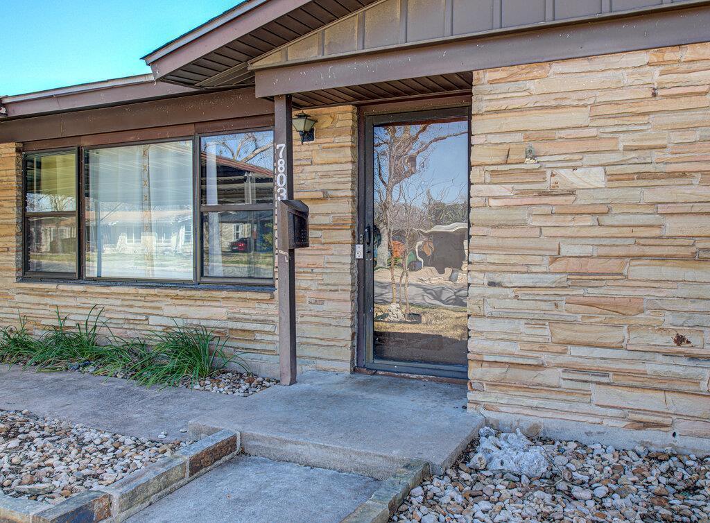 Primary Photo - 7803 Lazy Ln