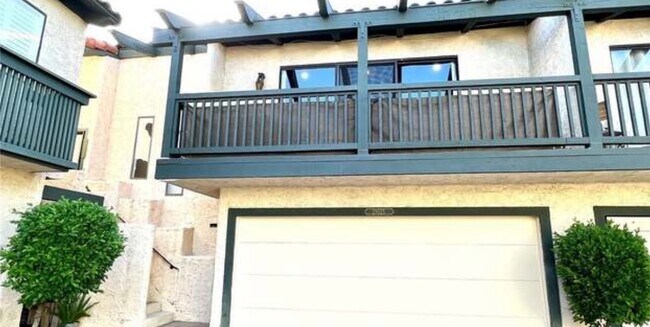 Building Photo - 28525 Vista Tierra