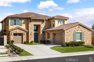 Building Photo - 16471 Viewcrest Rd
