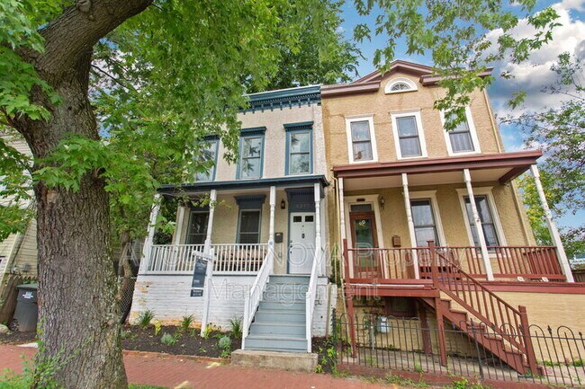 Foto del edificio - 2217 14th St SE