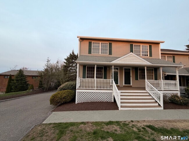 Foto del edificio - 39 Coram Rd