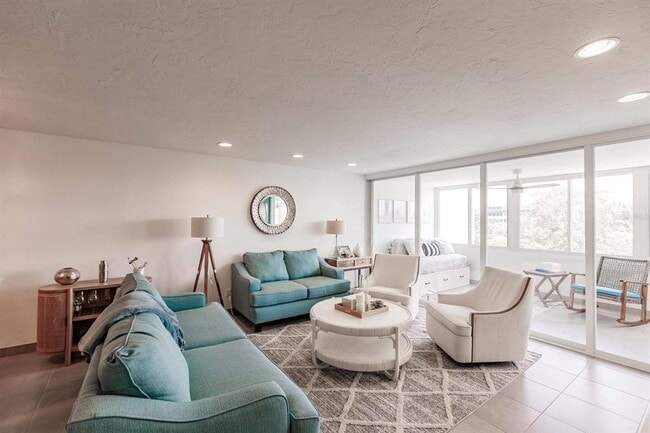 Foto del edificio - 1125 W Peppertree Dr