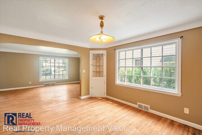 Foto del edificio - 3 br, 2 bath House - 1384 Argonne Road