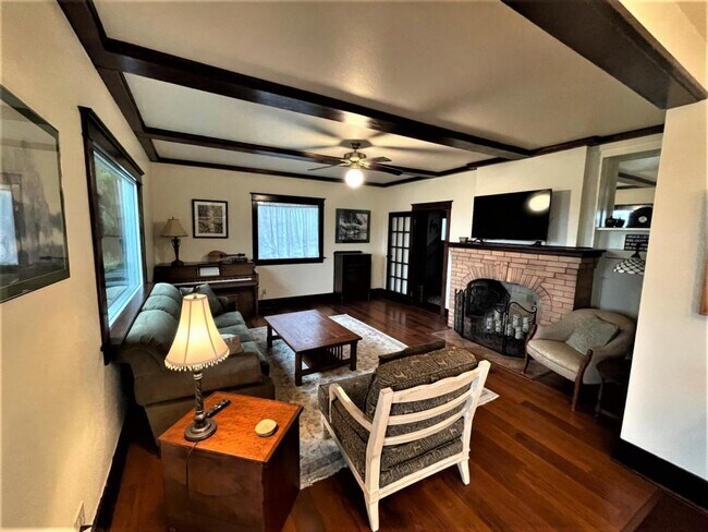 Foto del edificio - 466 N 4th Ct