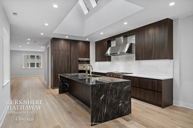 Foto del edificio - 232 S Green Street