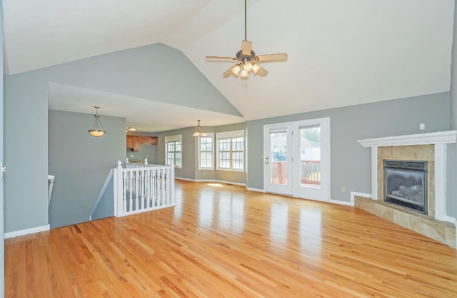Building Photo - 4673 Oneida Dr