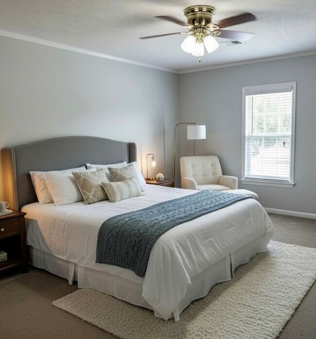 Foto del edificio - "Charming 2-Bedroom with Spacious Living in Henderson, TN!"