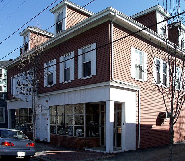 Foto del edificio - 315-317 Essex St
