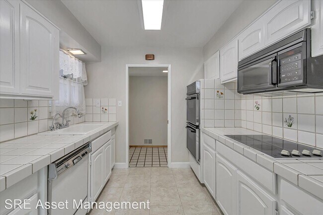 Foto del edificio - 3 br, 3 bath House - 2630 Media Way