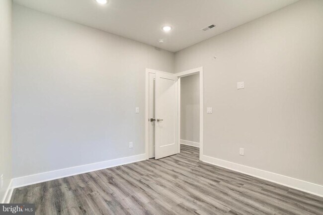 Foto del edificio - 5005 Walnut St