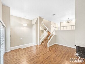 Building Photo - 3330 Caminito Eastbluff