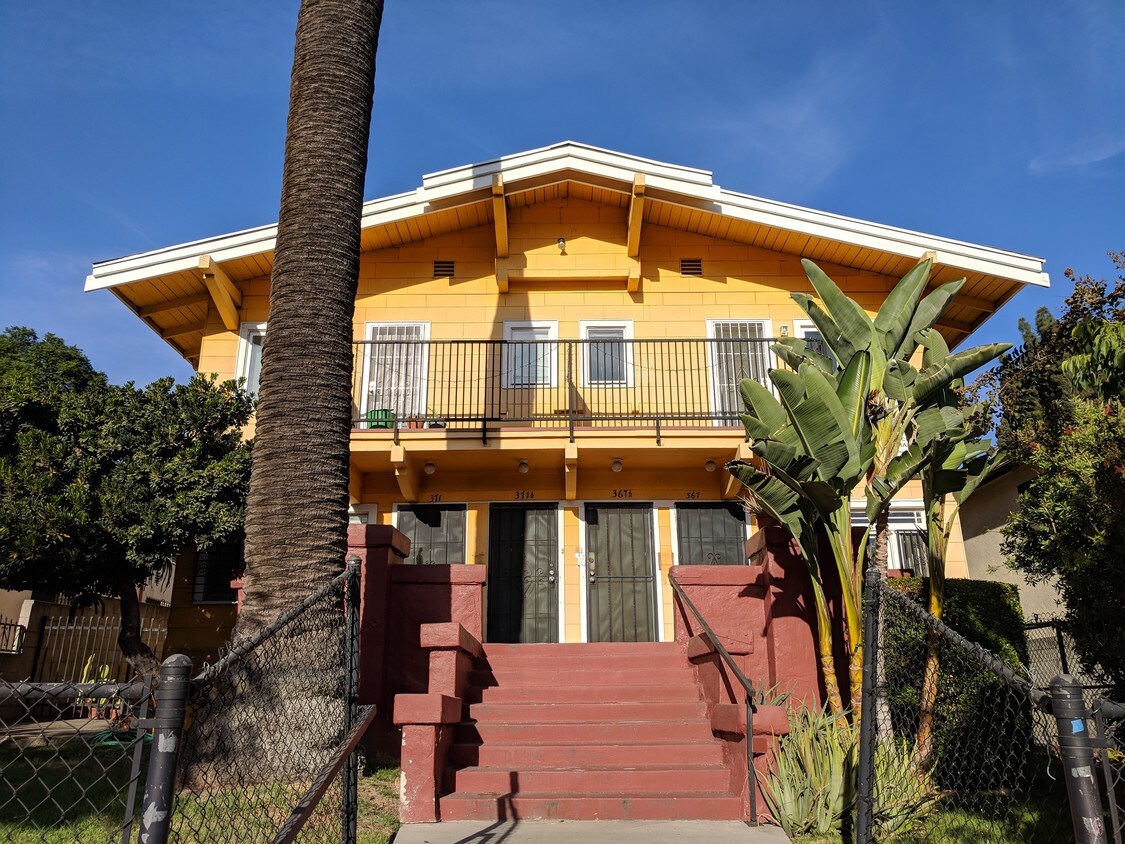Primary Photo - 369 N Avenue 52