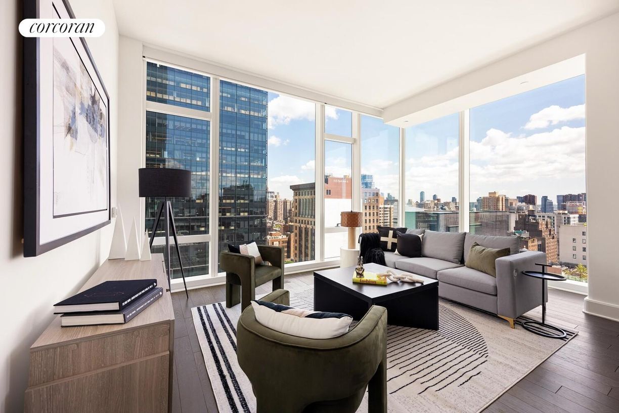 Foto principal - 45 E 22nd St