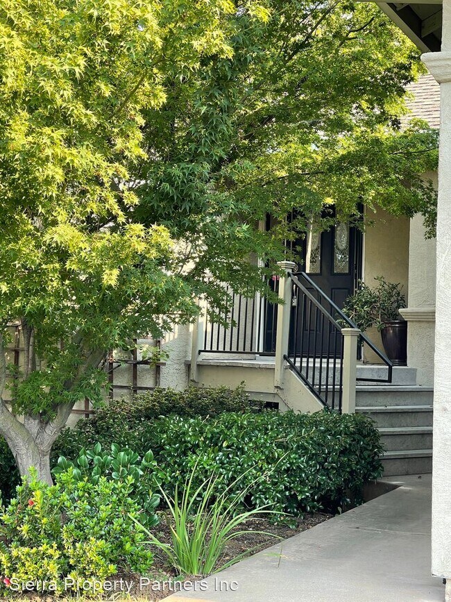 Building Photo - 5 br, 2 bath House - 11808 Kemper Oaks