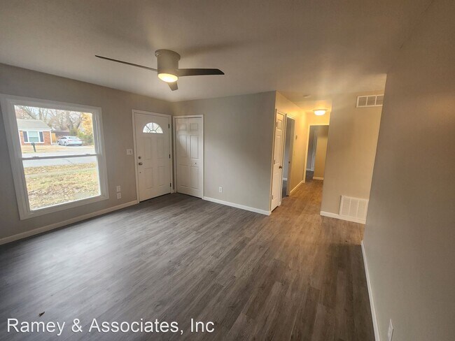Building Photo - 3 br, 1 bath House - 5110 Garden Green Way