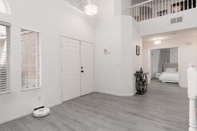 Foto del edificio - Good sized Summerlin home with large backyard