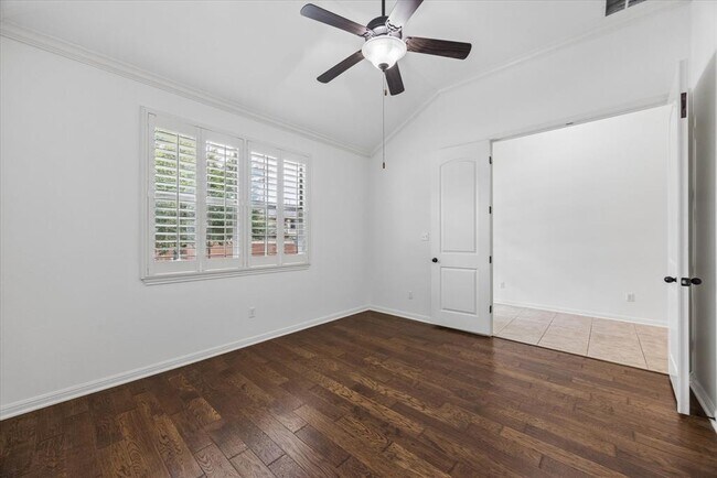 Building Photo - 14304 Senia Bend