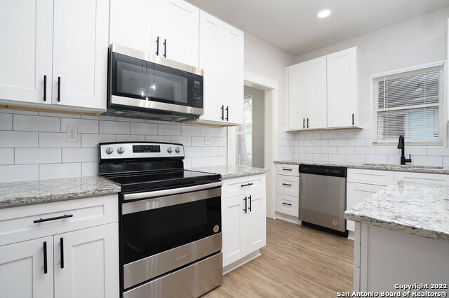 Building Photo - 422 Canton-