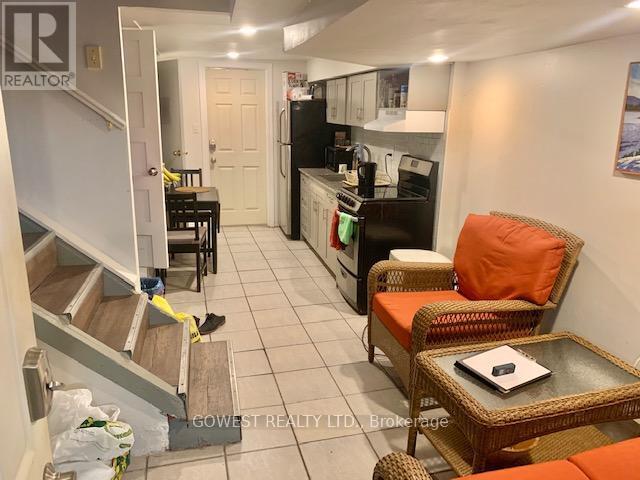 Building Photo - 487 Indian Grove