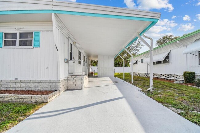 Foto del edificio - 2331 Belleair Rd